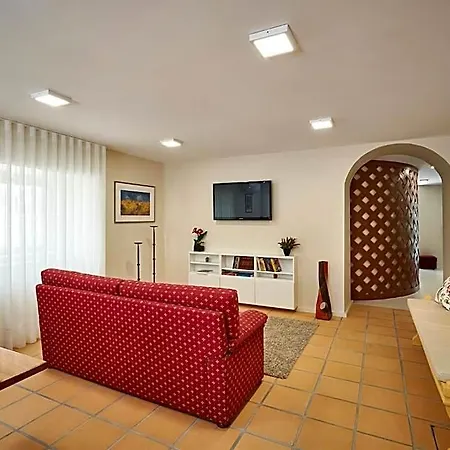 Up Estalagem Dos Padres Bed & Breakfast 3*