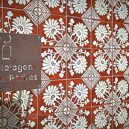 Up Estalagem Dos Padres Bed & Breakfast 3*